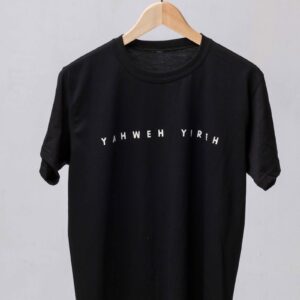 black crew neck t-shirt